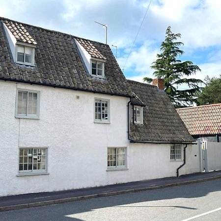 Elegant Oak Beamed House In Pretty Village - Cambridge Homehost Buckden  Luaran gambar
