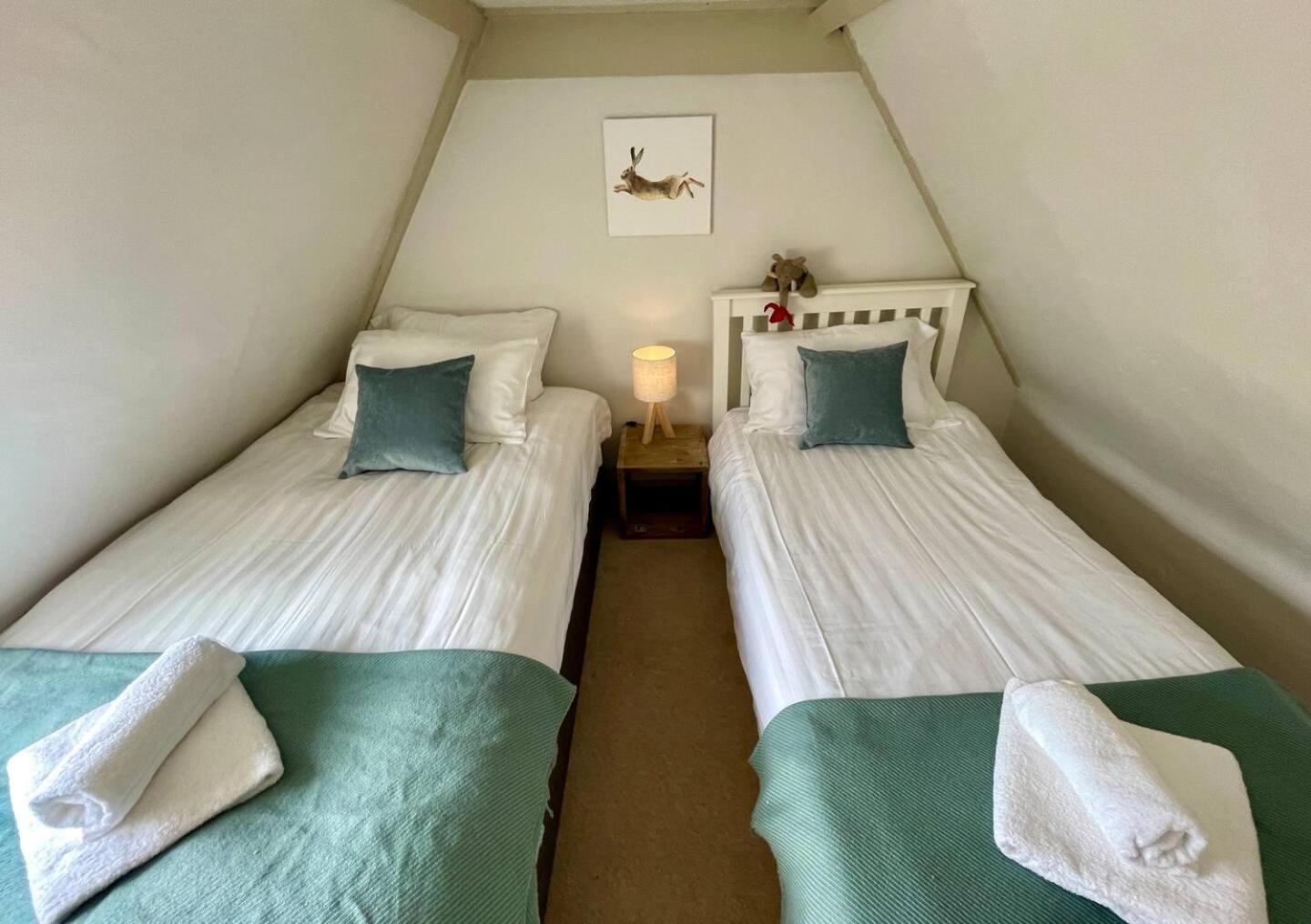 Elegant Oak Beamed House In Pretty Village - Cambridge Homehost Buckden  Luaran gambar